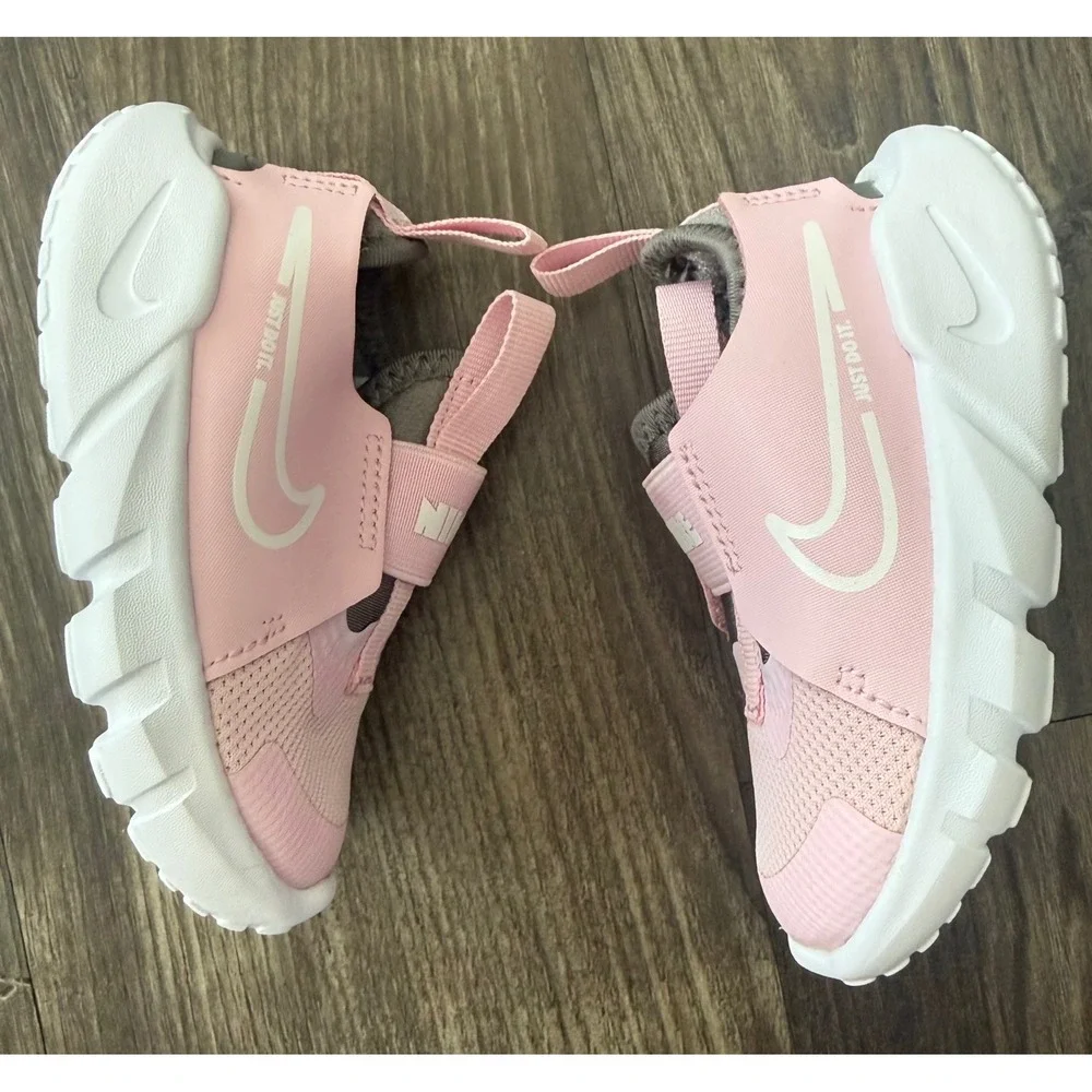 NEW Girls baby toddler 5c nike rose pink shoes